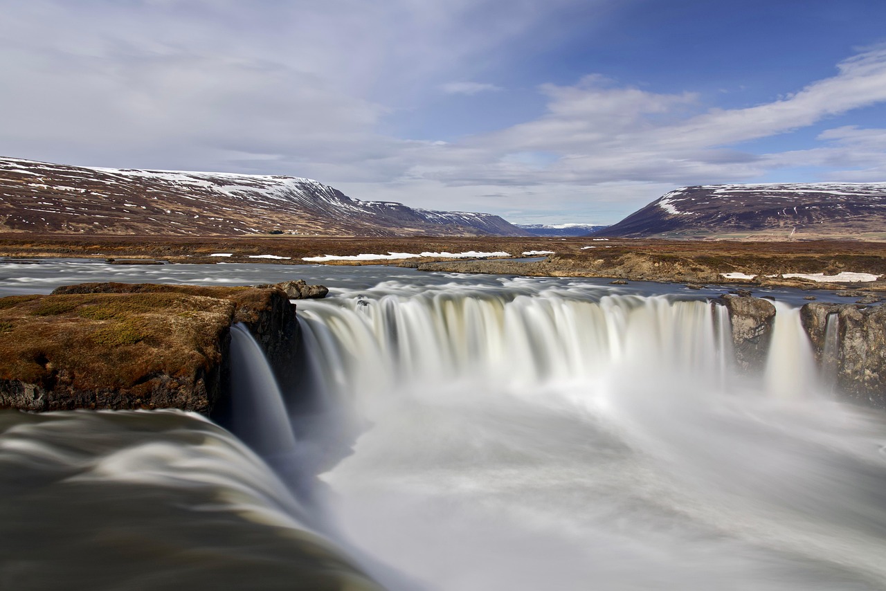 découvrez les plus belles cascades à travers le monde : lieux incontournables, conseils de visite et émerveillement garanti au cœur de la nature.