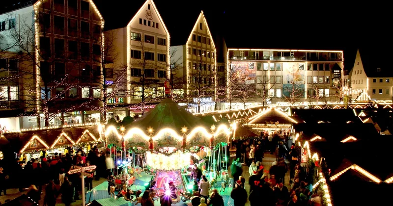 Les marchés de Noël de Cologne sont-ils accessibles aux poussettes et aux personnes à mobilité réduite ?